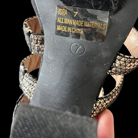 CR Metallic-Trim Strappy Dress
Sandals - Picture 5 of 5